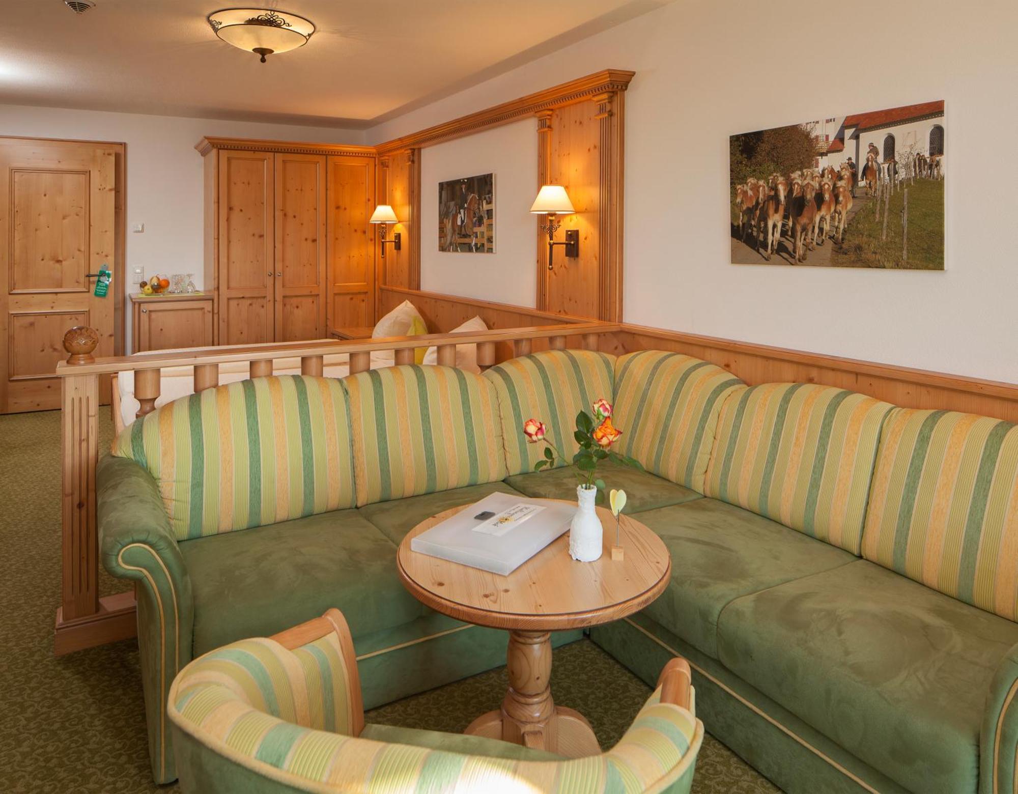 Haflingerhof Hotel Roßhaupten Quarto foto